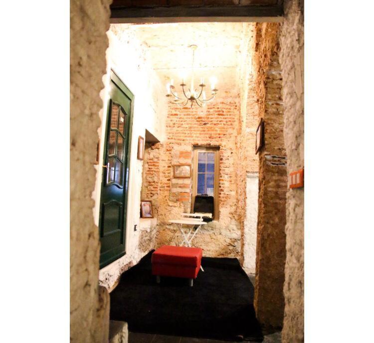 Hostal Valencia - Private Room With Bathroom シェフシャウエン エクステリア 写真